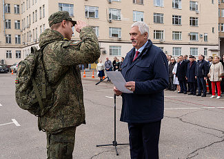 Выпускники университета отметили День Губкинца
