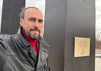 Член Общественного совета Фонда автор комплекса «Пантеон Героев» Михаил Корси принял участие в открытии пантеона в Донецке