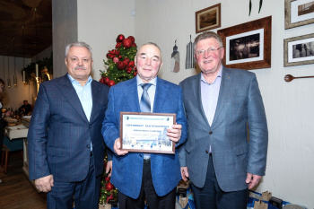 изображение_Новости_chlen-pravleniya-fonda-rinat-ayupov-vnes-blagotvoritelnyy-vznos