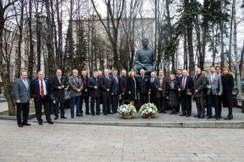 изображение_Новости_vypuskniki-gubkintsy-otmetili-87-letie-alma-mater