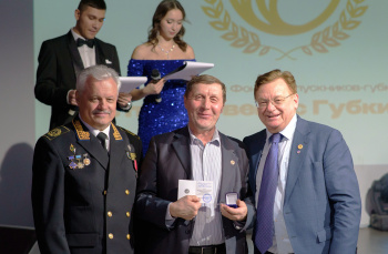 изображение_Новости_chlen-pravleniya-fonda-radik-davletshin-stal-blagotvoritelem-universiteta-