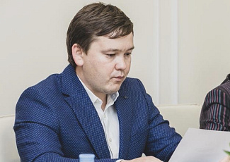 Член Правления Фонда выпускников Виталий Ларшин поддержал Альма-матер