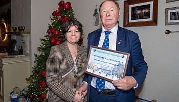 изображение_Новости_chlen-popechitelskogo-soveta-professor-aleksey-zabelin-podderzhal-alma-mater