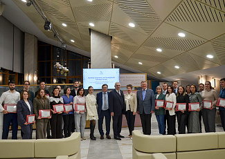 Торжественное награждение победителей конкурса на получение грантов молодым преподавателям