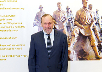 Член Правления Фонда Алексей Лопатин оказал помощь детям военнослужащих