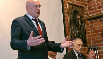 изображение_Новости_pochetnyy-vypusknik-universiteta-yuriy-organov-prezident-federatsii-vostochnogo-boevogo-edinoborstva