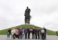 Делегация университета посетила Ржевский мемориал Советскому солдату