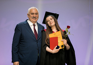 Выпускной Губкинского университета при поддержке Фонда выпускников в 2023 году